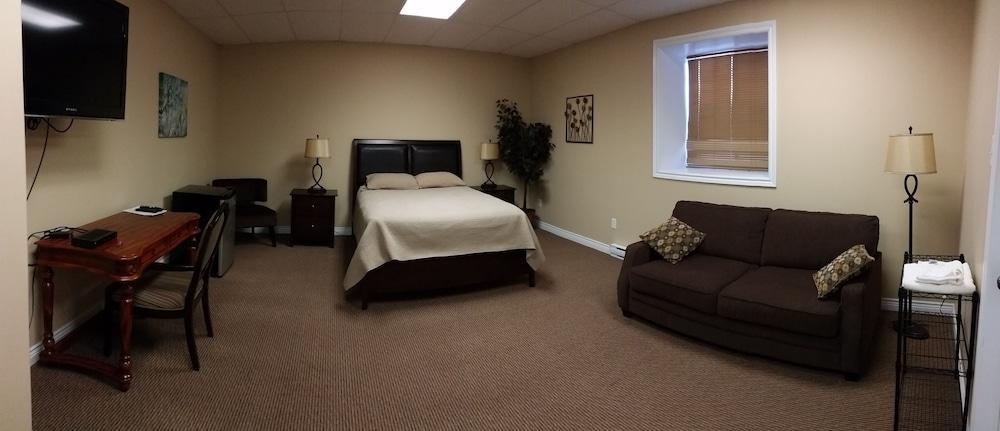 Riverview Suites 클레런빌 외부 사진