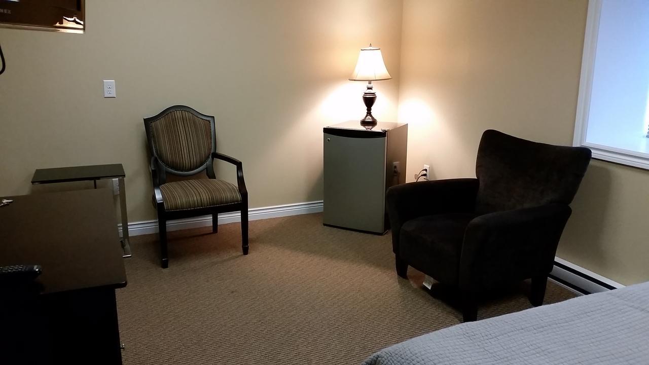 Riverview Suites 클레런빌 외부 사진
