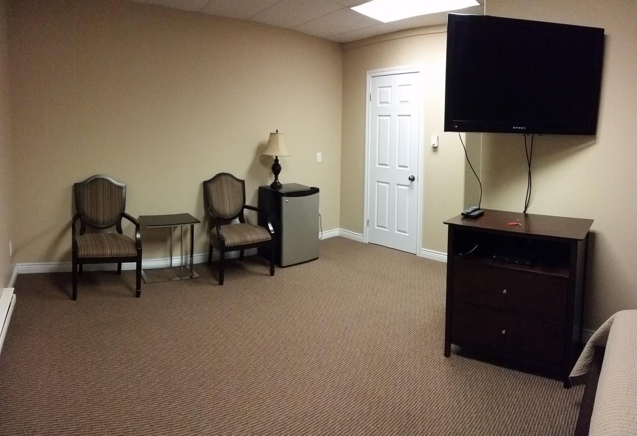 Riverview Suites 클레런빌 외부 사진