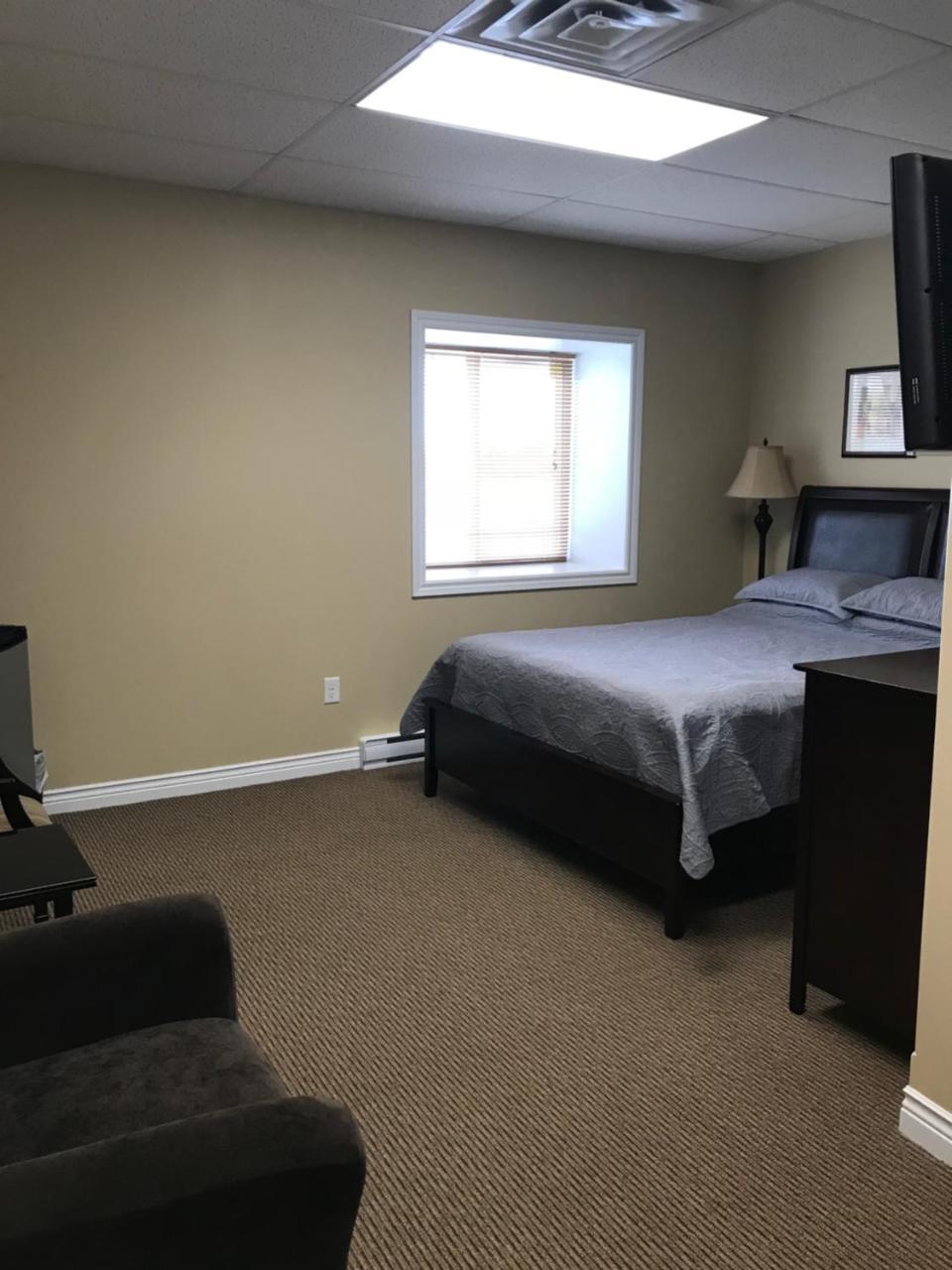 Riverview Suites 클레런빌 외부 사진