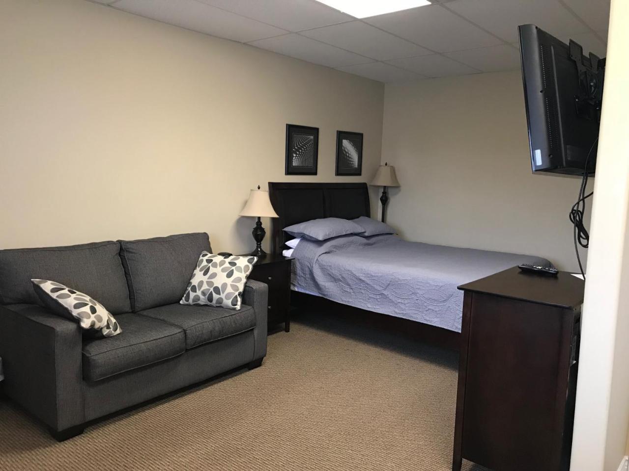 Riverview Suites 클레런빌 외부 사진